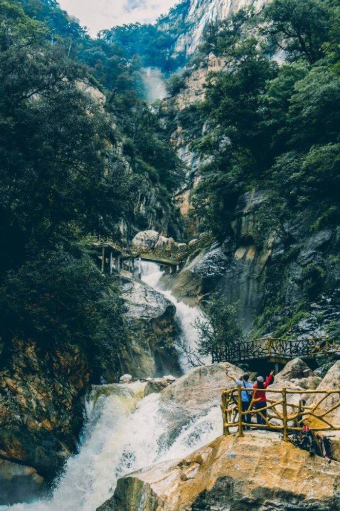 一个异性朋友总是对我很不一样，不知道怎么回事游戏画面